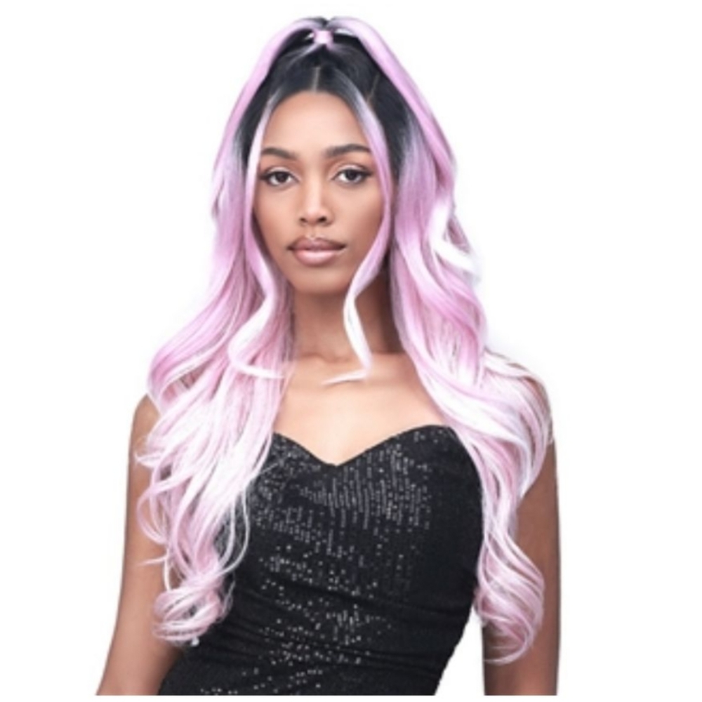 NWT! BOBBI BOSS - Emilia